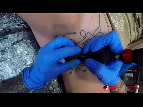 ❤️ Sully Savage, moi tatuada, tatuouse no clítoris ❤❌ Vídeo anal a nós gl.epicshowdown.top ❌❤